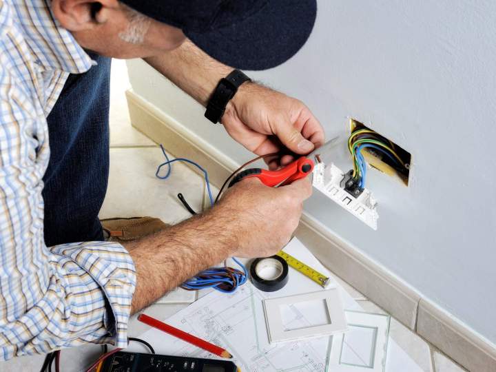 Pour des installations électriques conformes aux normes